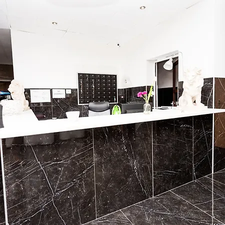 Tif & Restaurant Hotel Obrnice