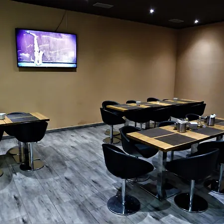 Tif & Restaurant Hotel