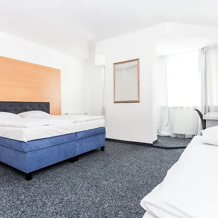 Tif & Restaurant Hotel