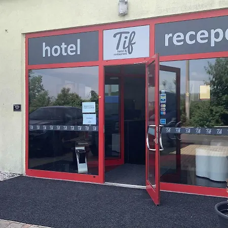 Tif & Restaurant