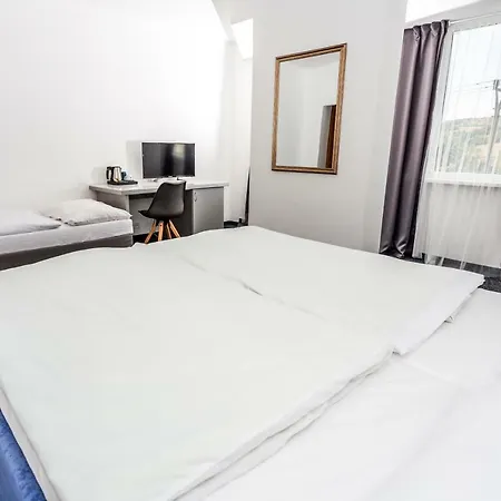 Hotel Tif & Restaurant